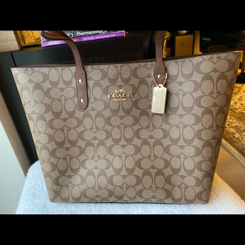 Coach Tote
